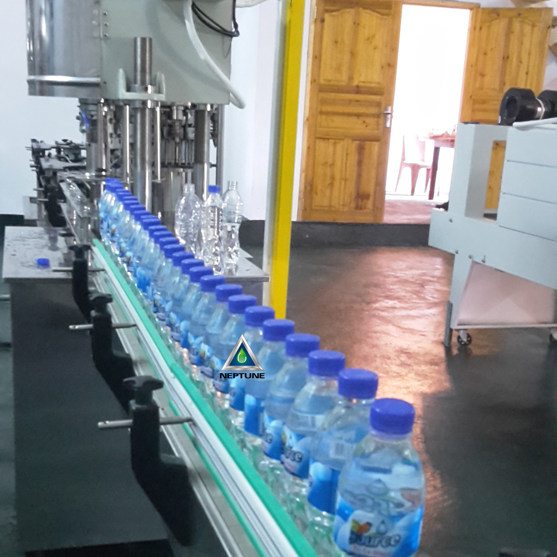 A lot bottle water factory start it at an normal building. 