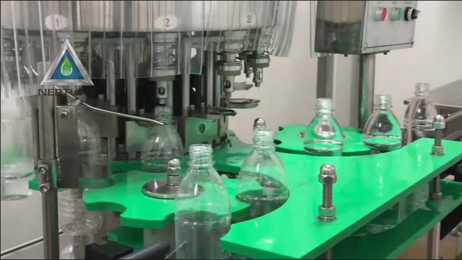 2th rotary filling machine of the 4in1 water bottling machine